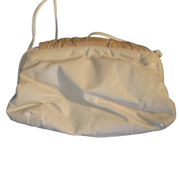 Vintage Clam Shell Design Purse with Leather Snake Skin Shell Cream Tan - Picture 3 of 3